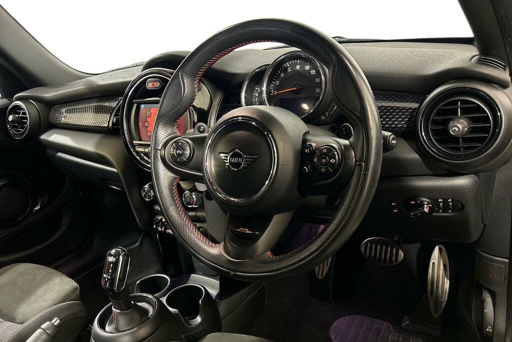 Mini Hatch 5-Door Cooper S Sport FE69XTG White #6
