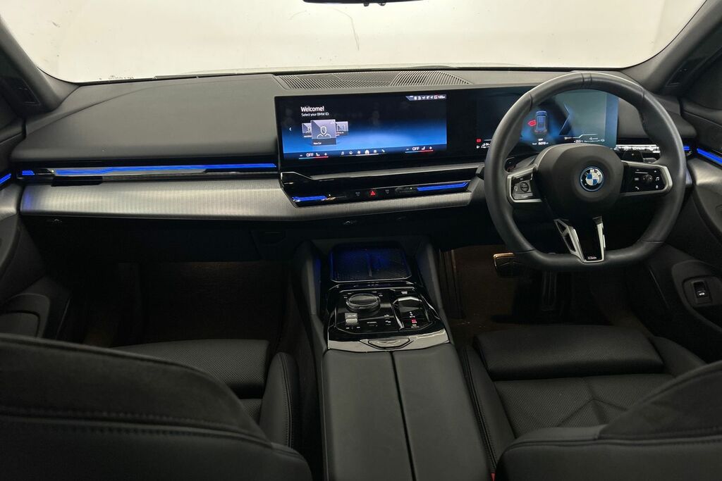 BMW 5 Series 530E M Sport Pro Touring SV25ZDF Black #4