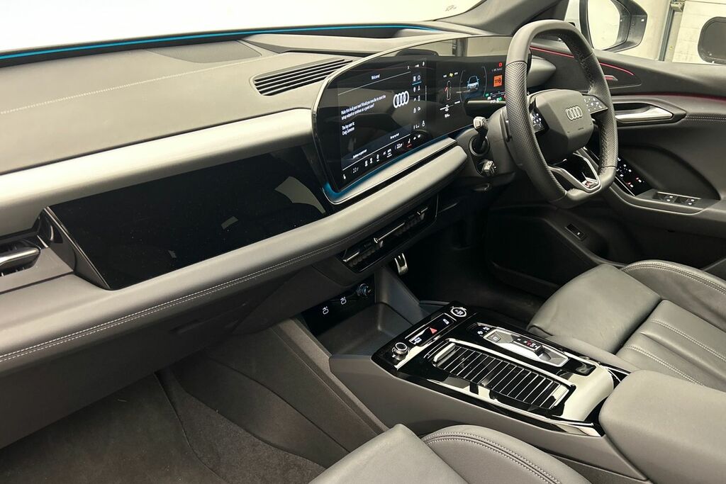 Audi Q6 E-Tron Q6 Suv S Line E-tron Quattro 285,00 Kw ST25BTF White #2