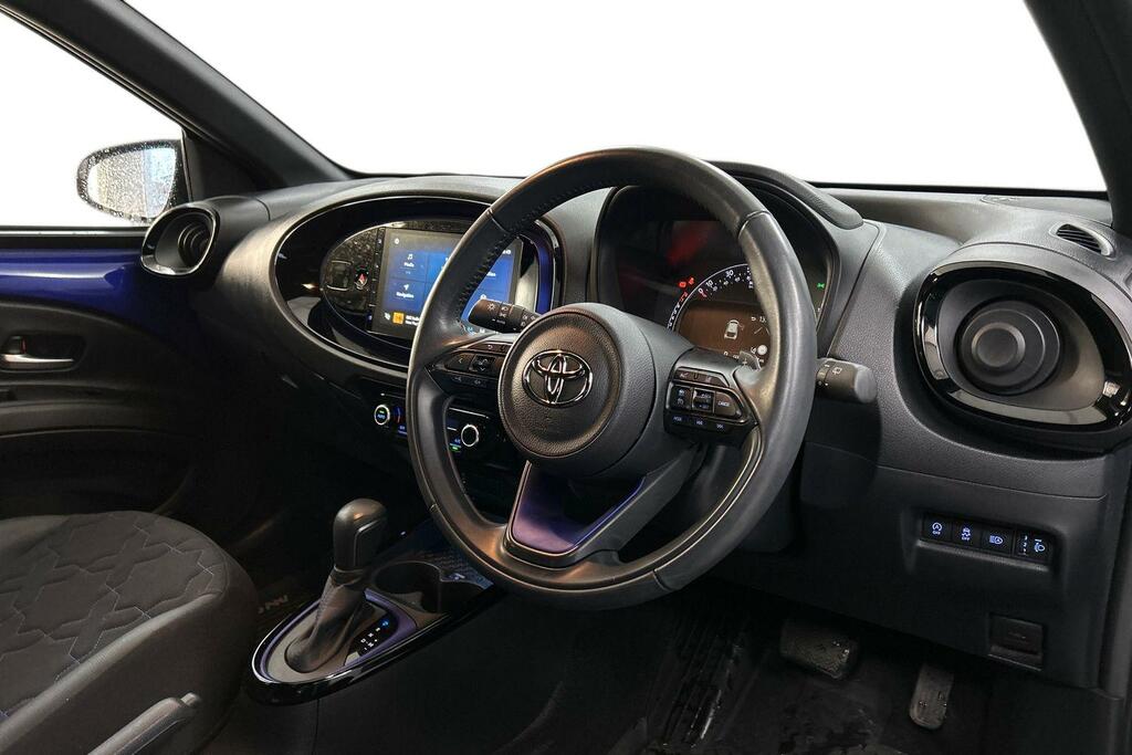 Toyota Aygo X 1.0 Vvt-i Exclusive SM23GYO Blue #6