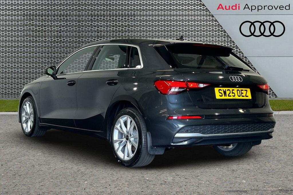 Audi A3 Sport 40 Tfsi E 204 Ps S Tronic SW25OEZ Grey #3