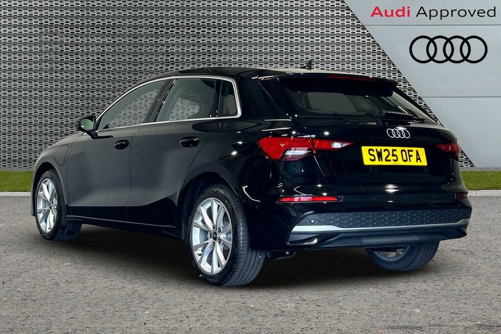 Audi A3 Sport 40 Tfsi E 204 Ps S Tronic SW25OFA Black #3