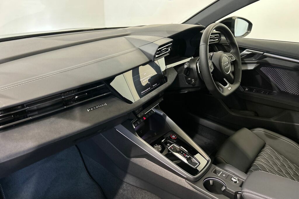 Audi S3 Black Edition Tfsi 333 Ps S Tronic SV75WVF Green #2