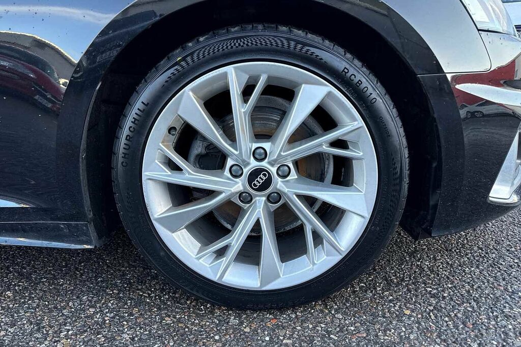 Audi A5 Coup Sport 35 Tfsi S Tronic SY22RVU Black #5