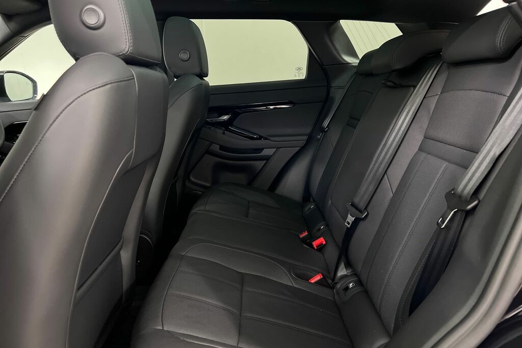 Land Rover Range Rover Evoque P270e Dynamic Se Black #4