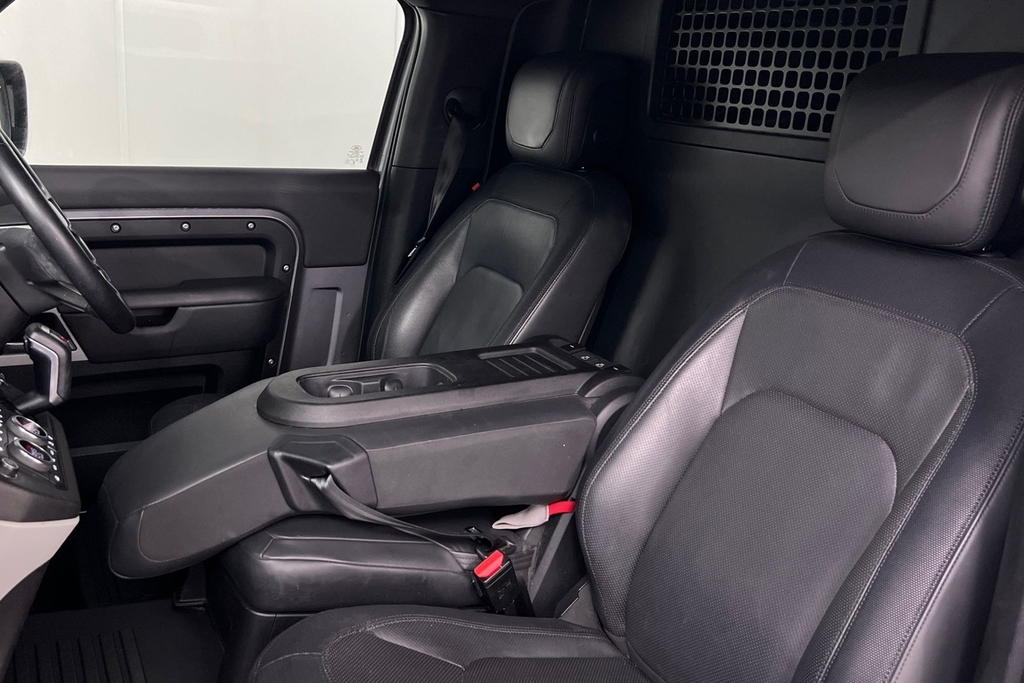 Land Rover Defender 90 D300 Hard Top X-dynamic Hse LF73REJ Grey #4