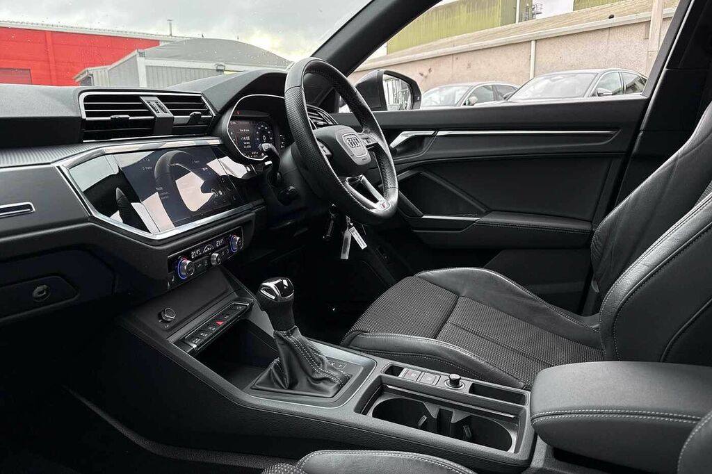 Audi Q3 S Line 35 Tfsi 150 Ps S Tronic SW23CHG Grey #2