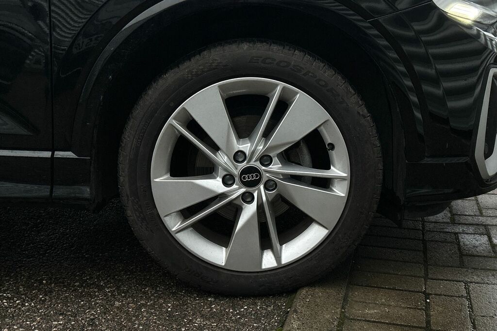 Audi Q2 S Line 35 Tfsi 150 Ps S Tronic LO72WXC Black #5