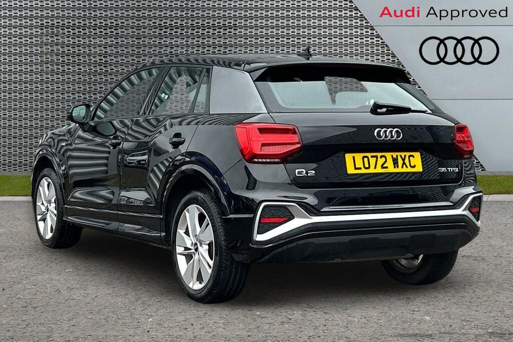 Audi Q2 S Line 35 Tfsi 150 Ps S Tronic LO72WXC Black #3