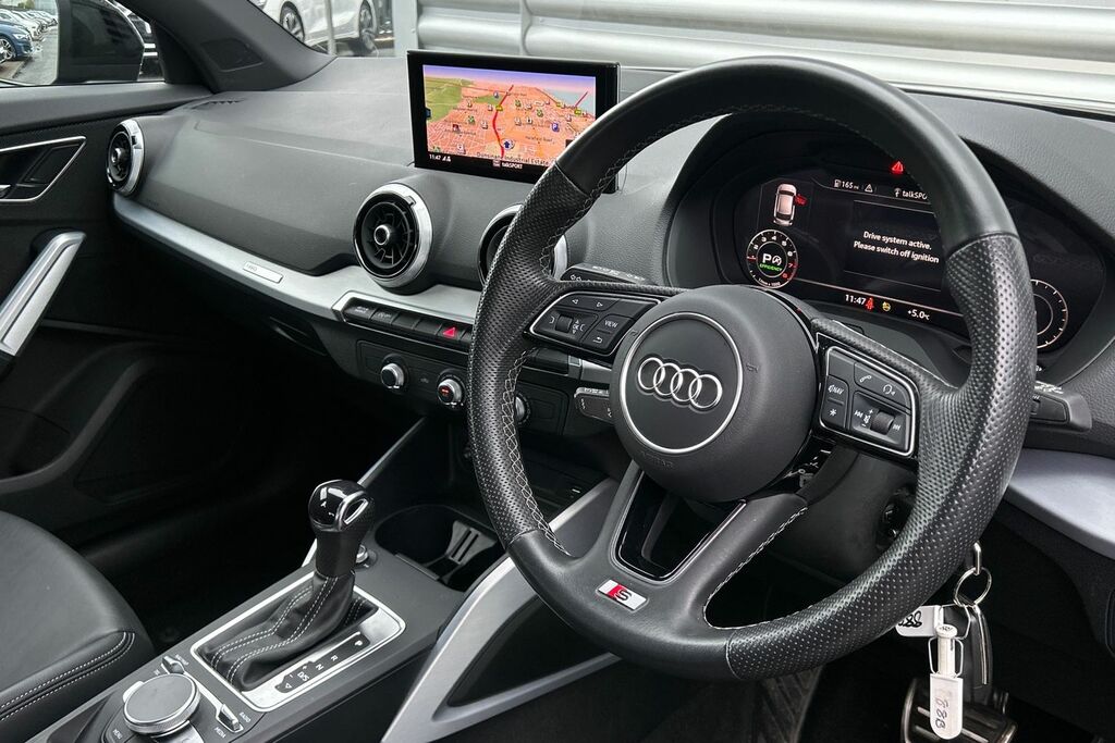 Audi Q2 S Line 35 Tfsi 150 Ps S Tronic LO72WXC Black #6