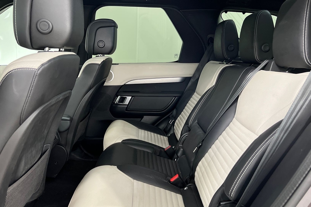 Land Rover Discovery D300 R-dynamic Se GY72BUW Grey #4