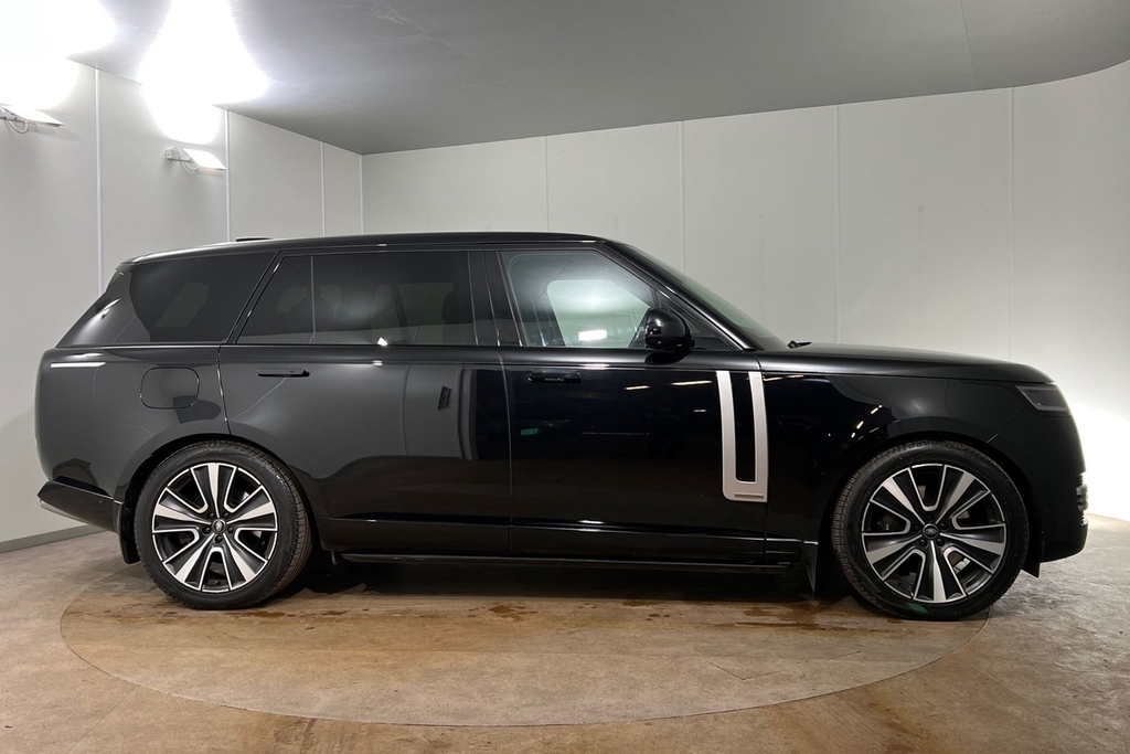 Land Rover Range Rover P460e Autobiography SJ24VCR Black #5