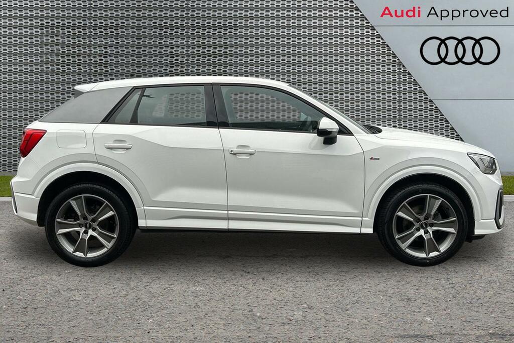 Audi Q2 S Line 35 Tfsi 150 Ps S Tronic AV72WSJ White #4