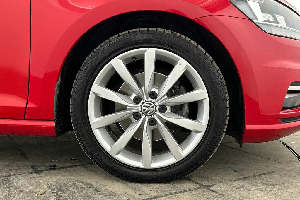 Volkswagen Golf 2.0 Tdi Gt Dsg Red #5