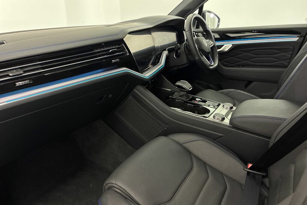 Volkswagen Touareg 3.0 V6 Tsi Phev 4Motion R Tip White #2