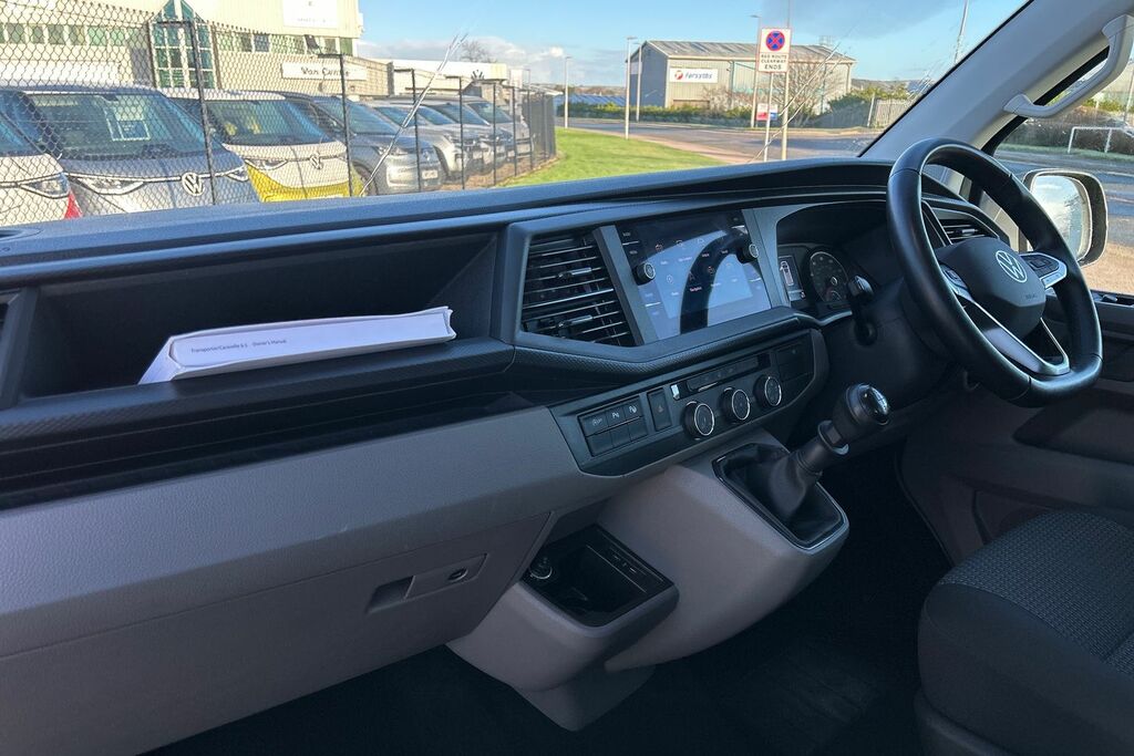Volkswagen Transporter 2.0 Tdi 150 Highline Kombi Van SV24XSW Grey #2