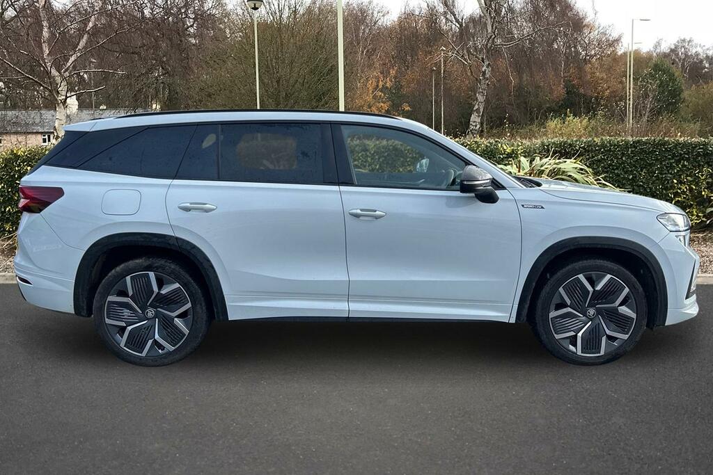 Skoda Kodiaq 1.5 Tsi E-tec Sportline Dsg 7 Seat EF25OSR White #4