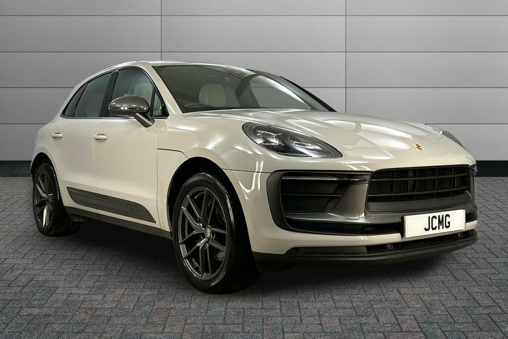 Porsche Macan T Pdk Grey