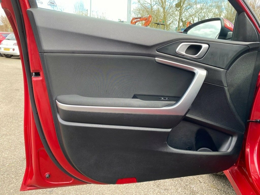 Kia Ceed 1L 2 PK21LDA Red #6