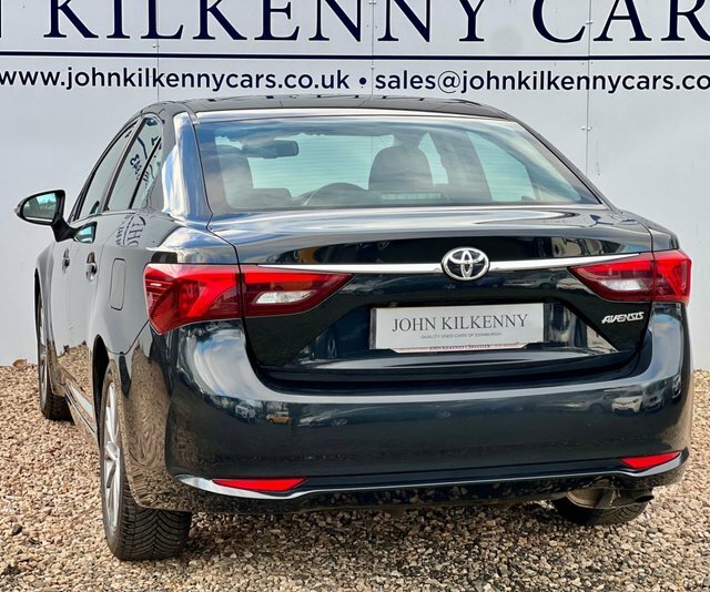 Toyota Avensis V-matic Business Edition Saloon Black #4
