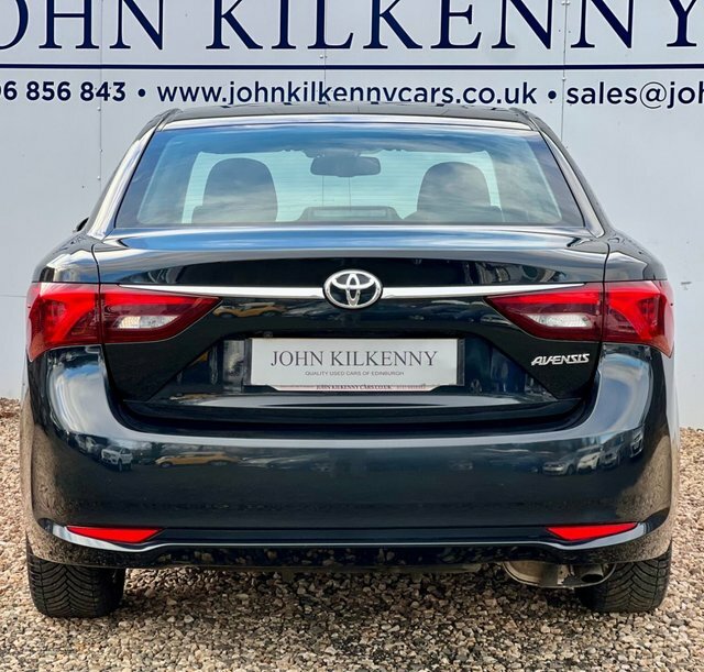 Toyota Avensis V-matic Business Edition Saloon Black #5