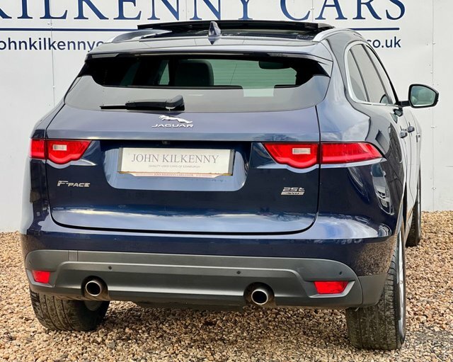 Jaguar F-Pace P250i Portfolio Suv LT68DYM Blue #6