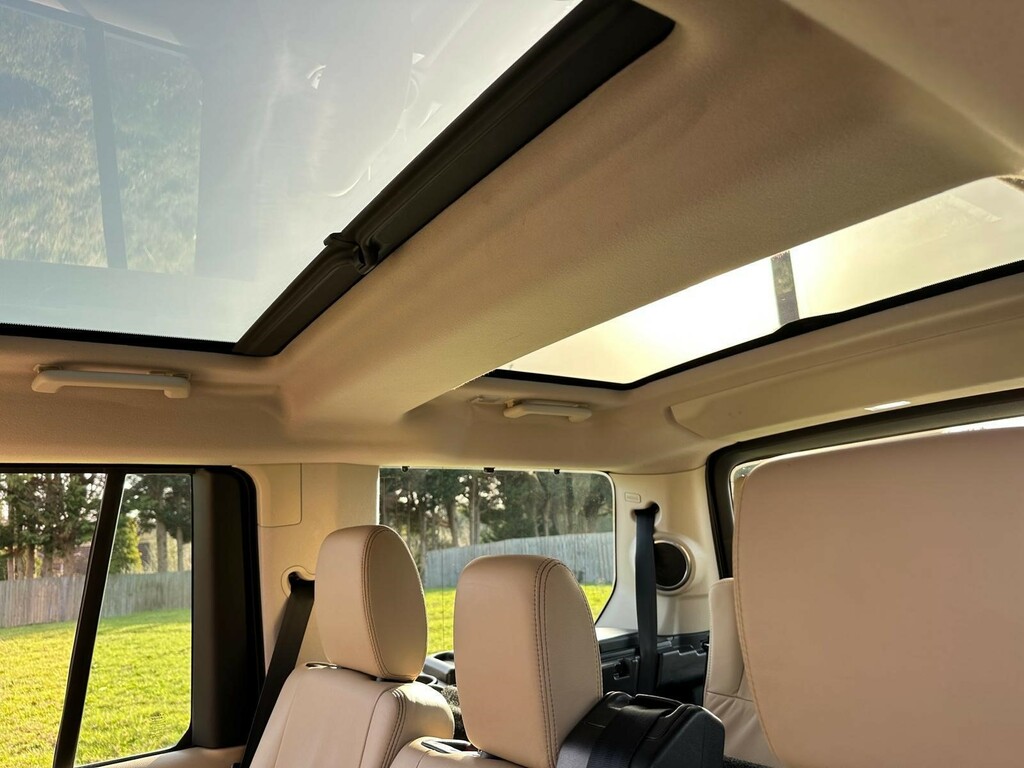 Land Rover Discovery Se Grey #14