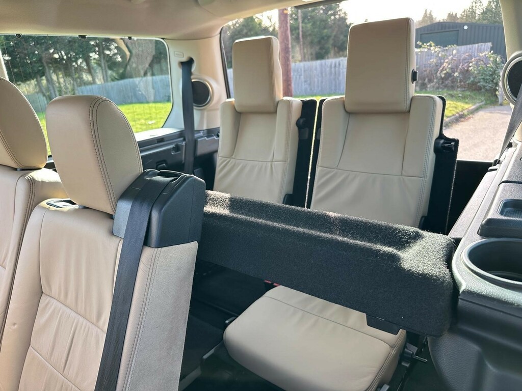 Land Rover Discovery Se Grey #18