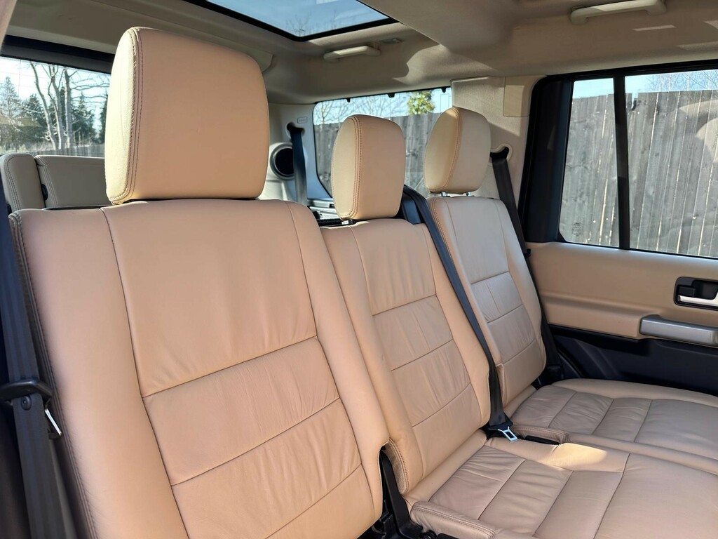 Land Rover Discovery Se Grey #16