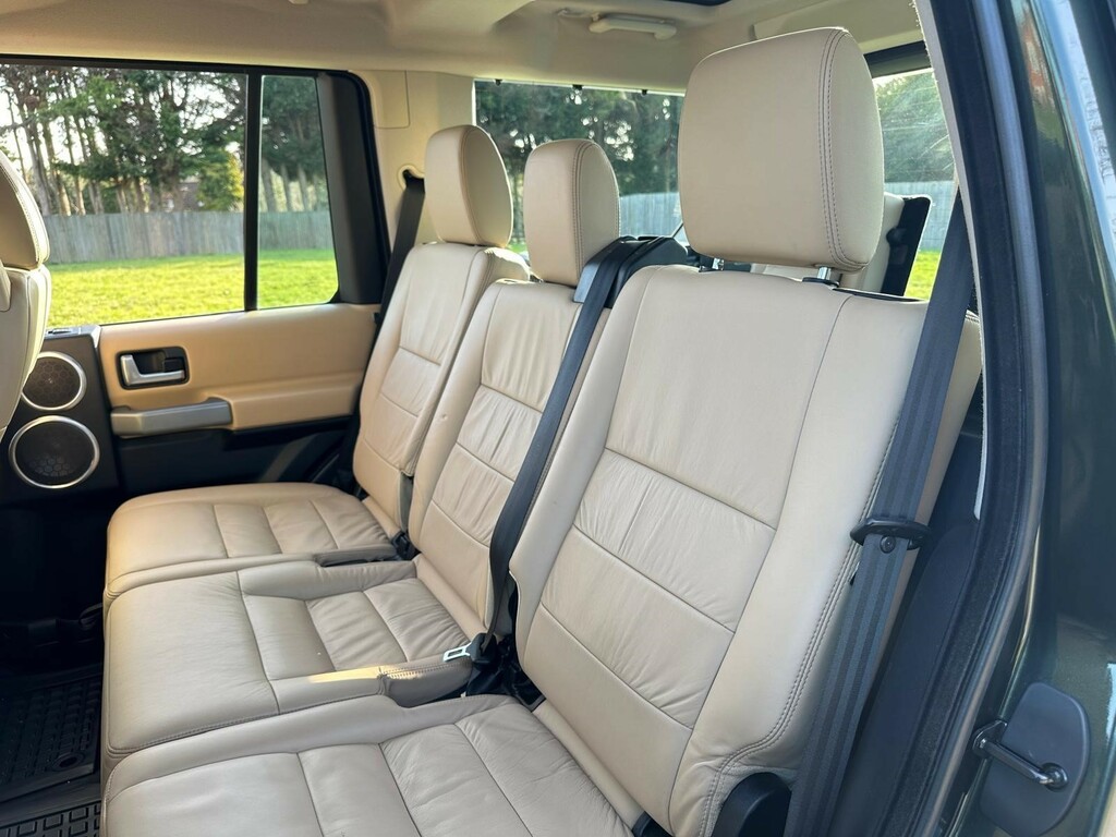 Land Rover Discovery Se Grey #15