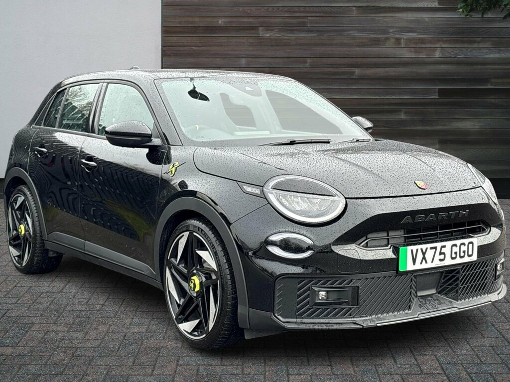 Abarth 600e 54Kwh Suv 240 Ps Black #2