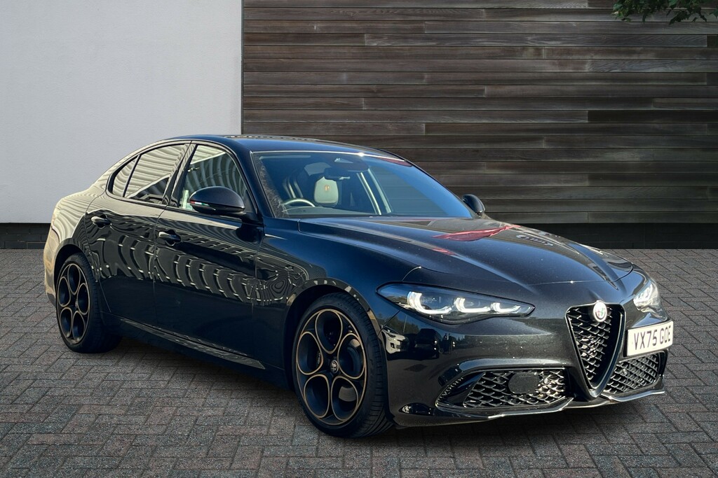 Alfa Romeo Giulia 2.0T Intensa Euro 6 Ss VX75GOE Black #3