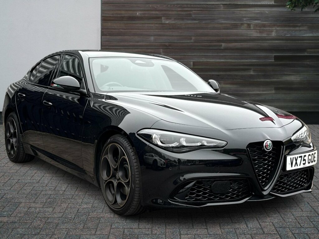 Alfa Romeo Giulia 2.0T Intensa Euro 6 Ss Black