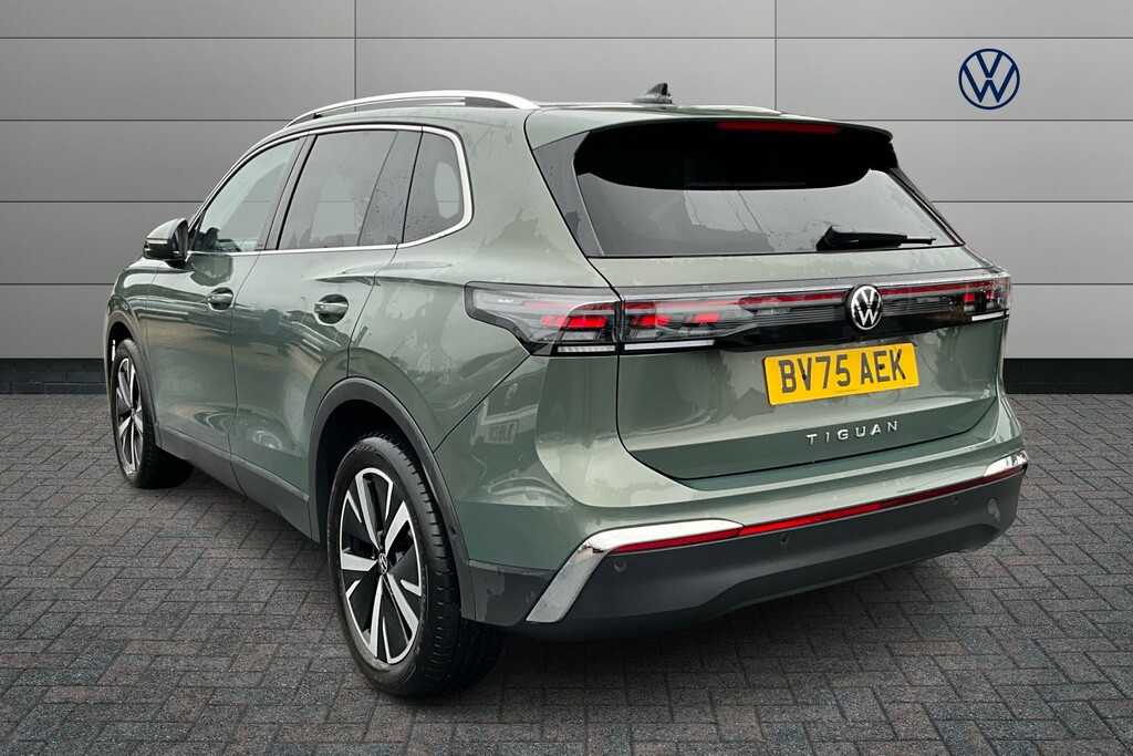 Volkswagen Tiguan 2.0 Tdi Elegance Dsg BV75AEK Green #3