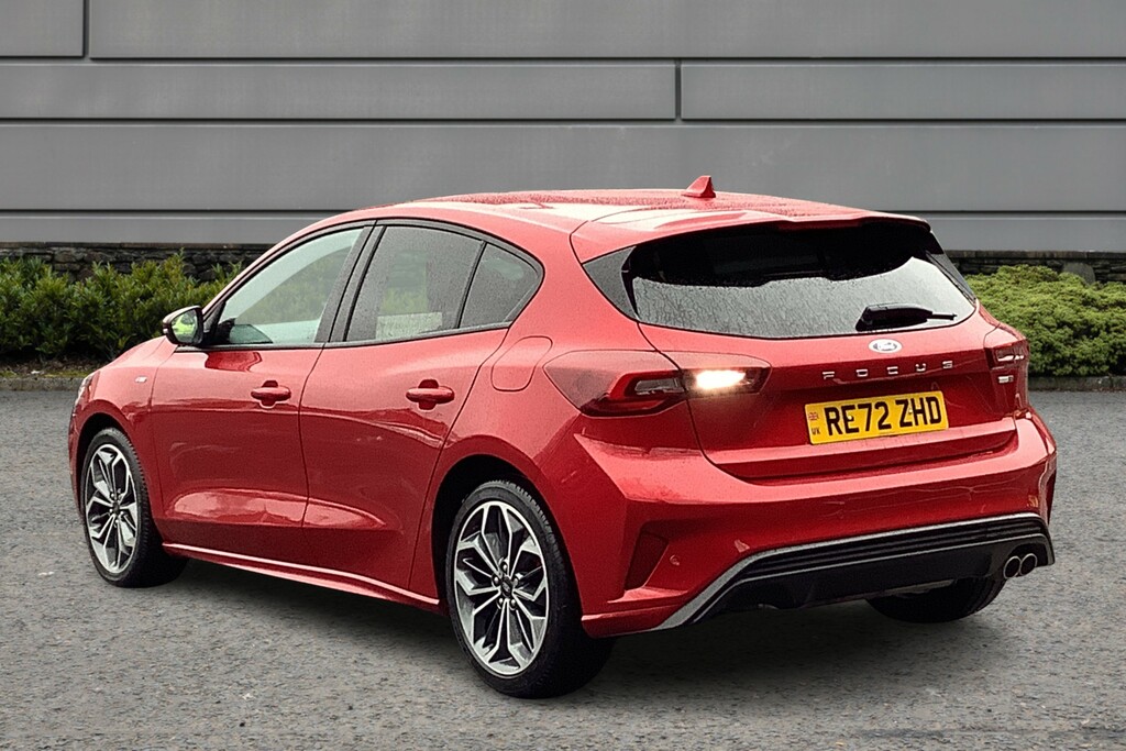 Ford Focus St-line Vignale RE72ZHD Red #4