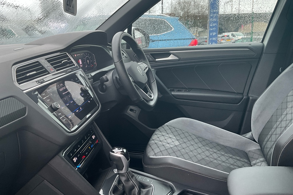 Volkswagen Tiguan 1.4 Tsi Ehybrid R-line Dsg RE73AZU White #2