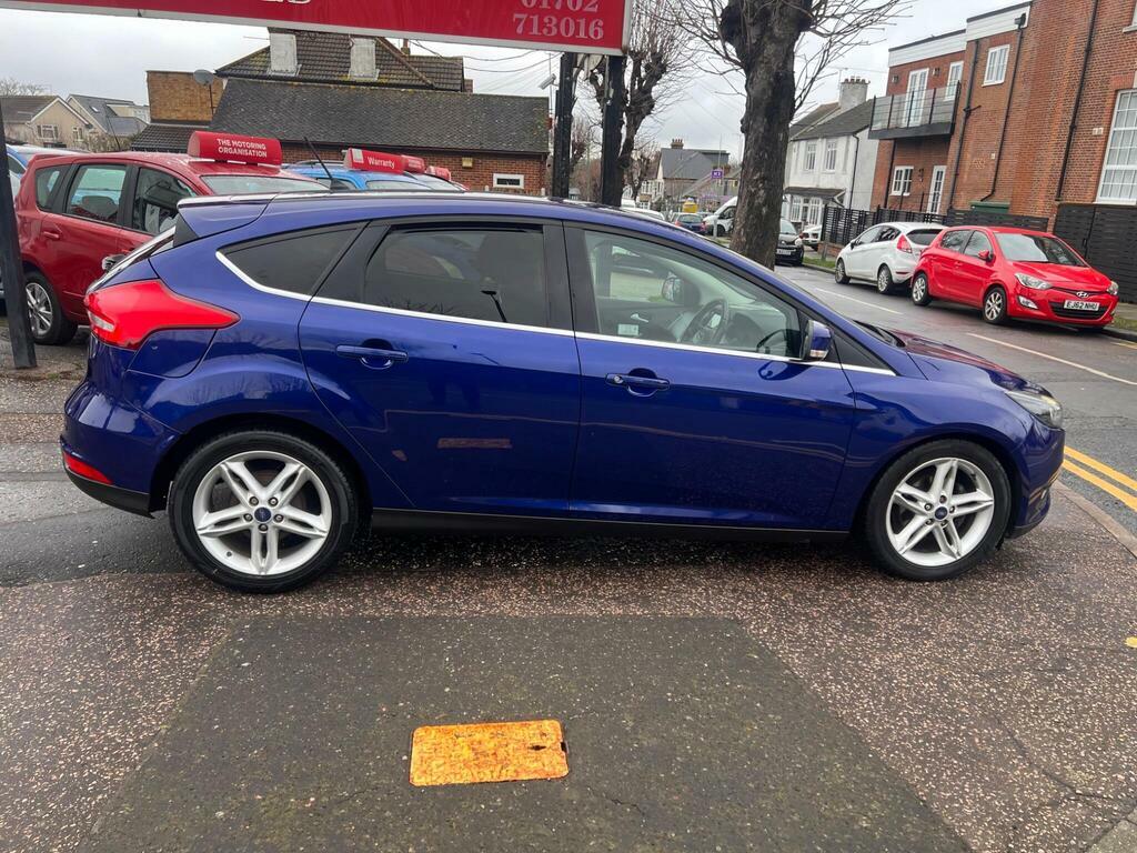 Ford Focus 1.5 Tdci Zetec Edition Euro 6 S S DL17VWS Blue #5