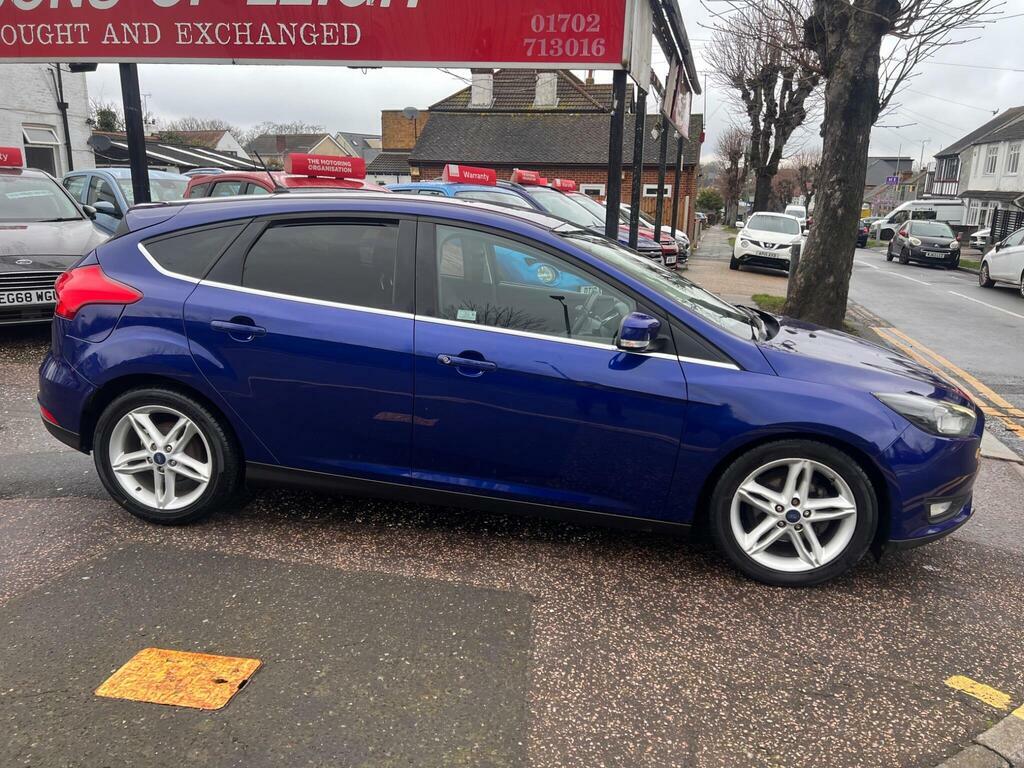 Ford Focus 1.5 Tdci Zetec Edition Euro 6 S S DL17VWS Blue #4