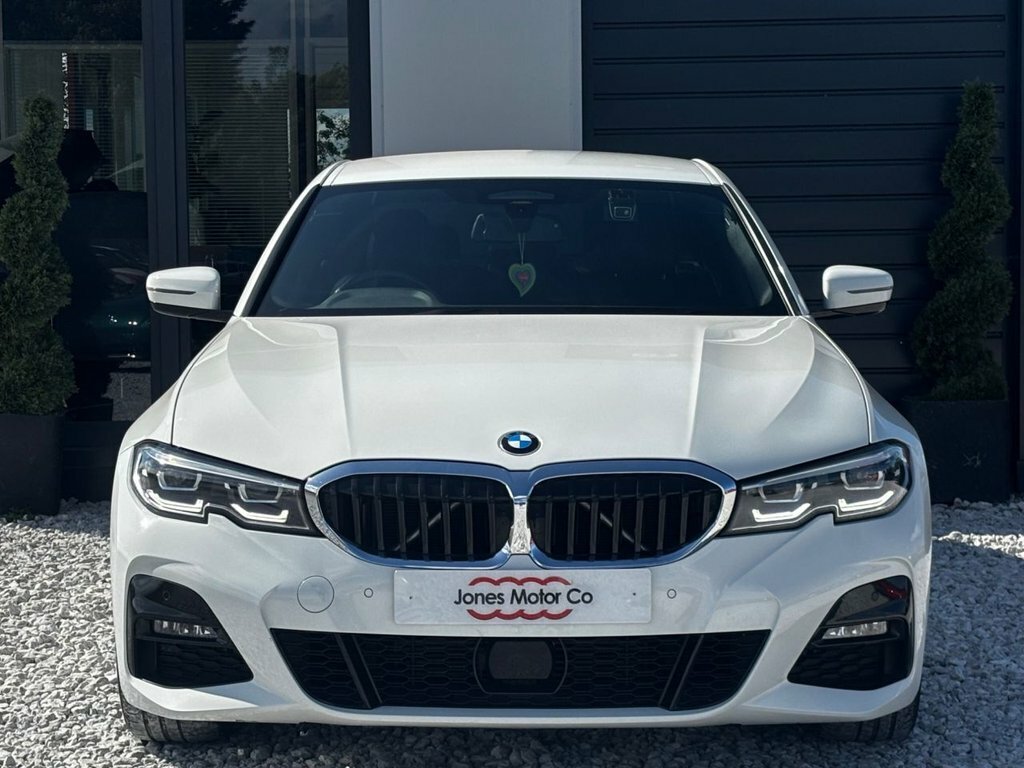 BMW 3 Series 2L M Sport DX69JMC White #2