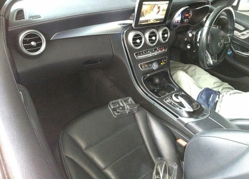 Mercedes-Benz C Class 2L Amg Line DK65FNX White #5
