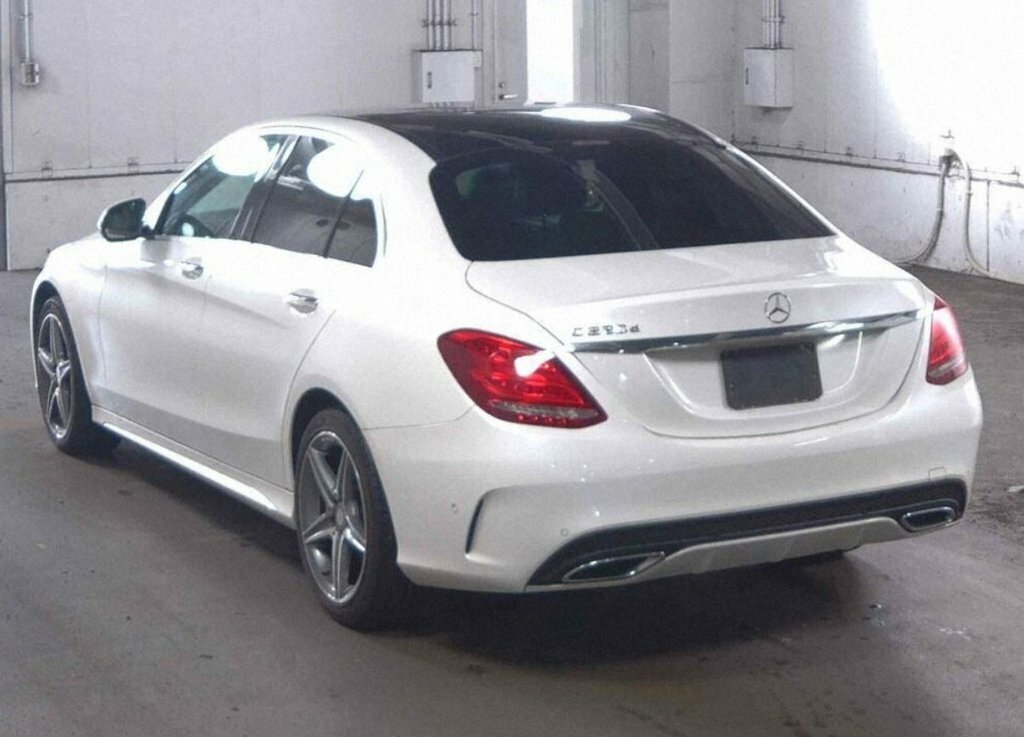 Mercedes-Benz C Class 2L Amg Line DK65FNX White #3