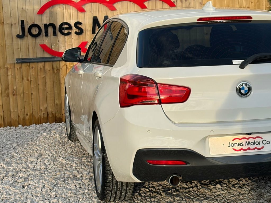 BMW 1 Series 2L M Sport White #5