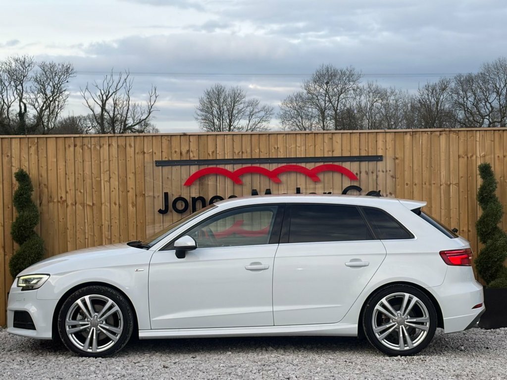 Audi A3 2L Black Edition ET69MJC White #5