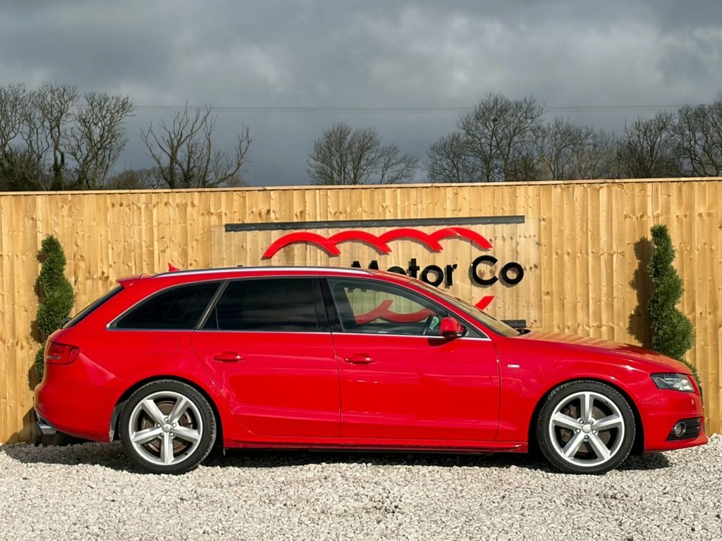 Audi A4 Avant 2L Black Edition DK59HHL Red #6