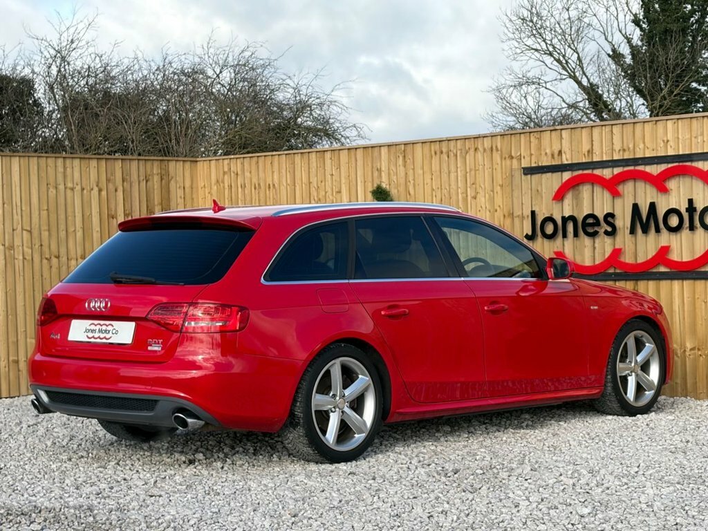 Audi A4 Avant 2L Black Edition DK59HHL Red #5