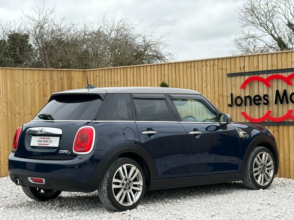 Mini Hatch 1.5L Cooper D Seven Blue #4