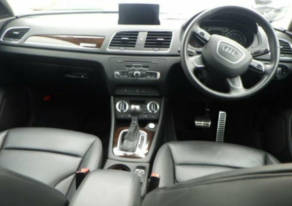 Audi Q3 2L Se White #3
