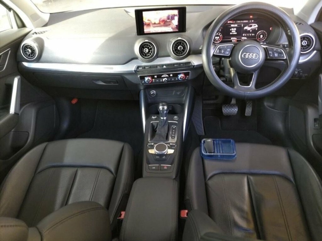 Audi Q2 1L Sport LL17CMJ Grey #5