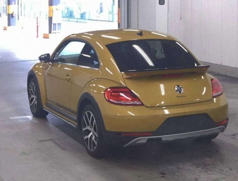 Volkswagen Beetle 1.4L Dune Yellow #3