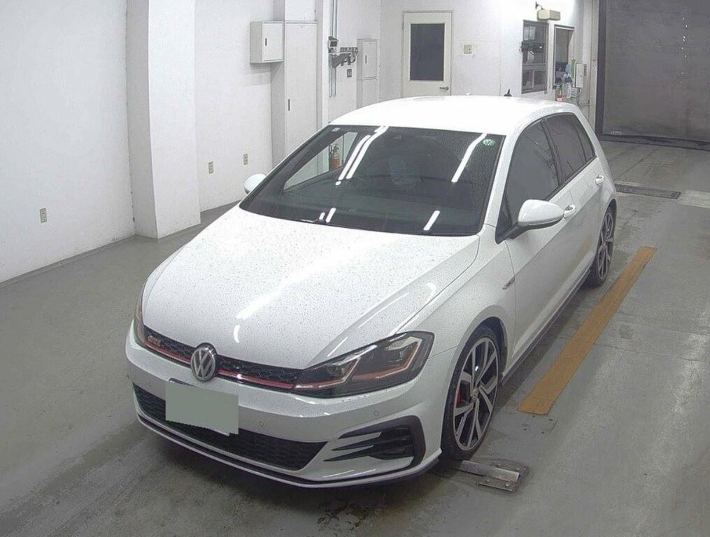 Volkswagen Golf 2L Gti Performance FG67JMC White #2